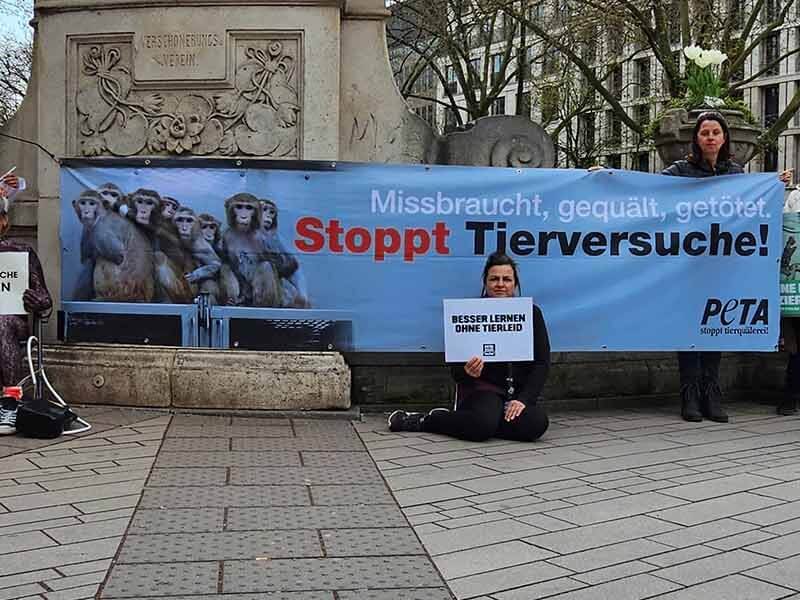 Aktion gegen Tierversuche