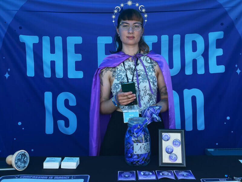 Marlene im Southsidestand mit dem Thema "The Future is vegan"